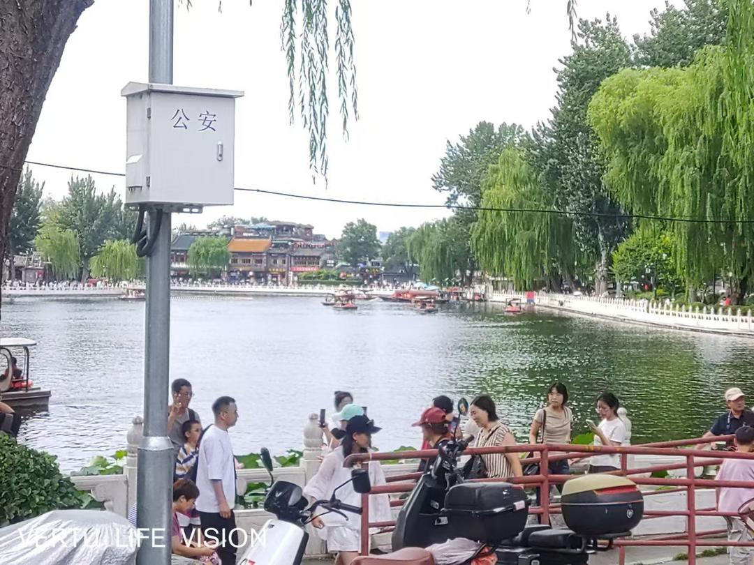 坐在“马良胡同”口看后海丨洪洋-华闻时空