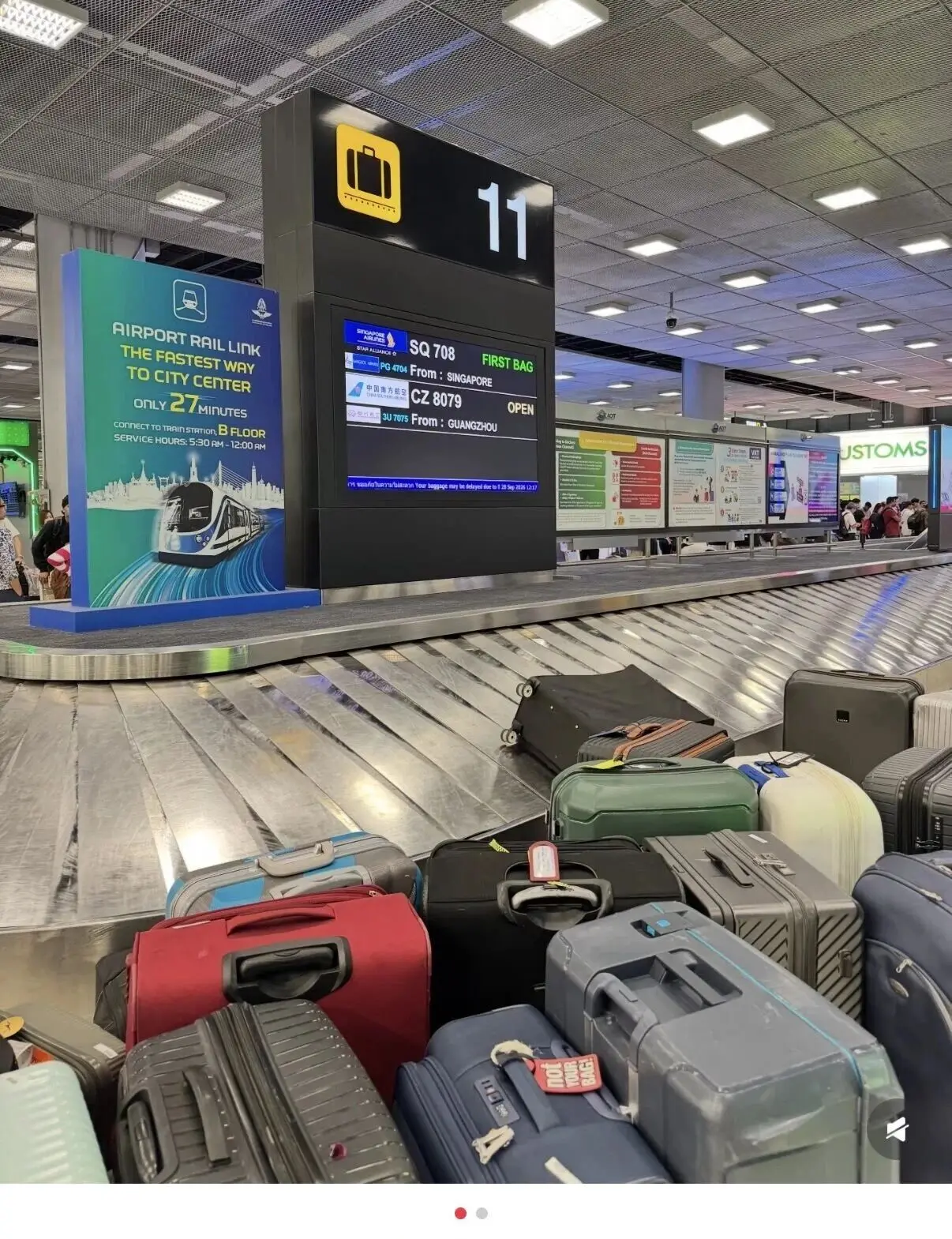 图片[1]-中国游客亲历“泰国179万人大洪灾”：机场3小时才拿到行李，整栋公寓“喊救命”，总理遭追问视频刷屏！-华闻时空