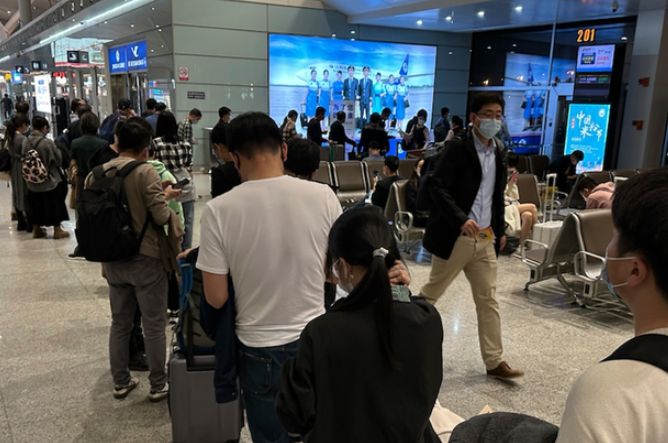 重磅! 中国出入境新规即将生效, 在澳华人接到公安排查通知! 大批人出入境受影响-华闻时空