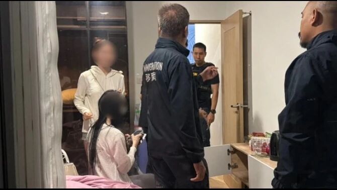3名中国女子在泰国疑遭同胞绑架!警方出动20余人凌晨翻墙救人:“手机不在我手里,别回复!”-华闻时空