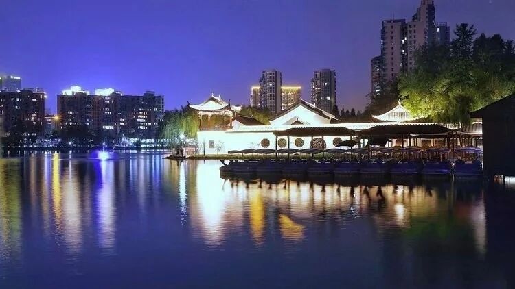 【吴门诗社】雅韵唱和——莫愁湖秋夜-华闻时空