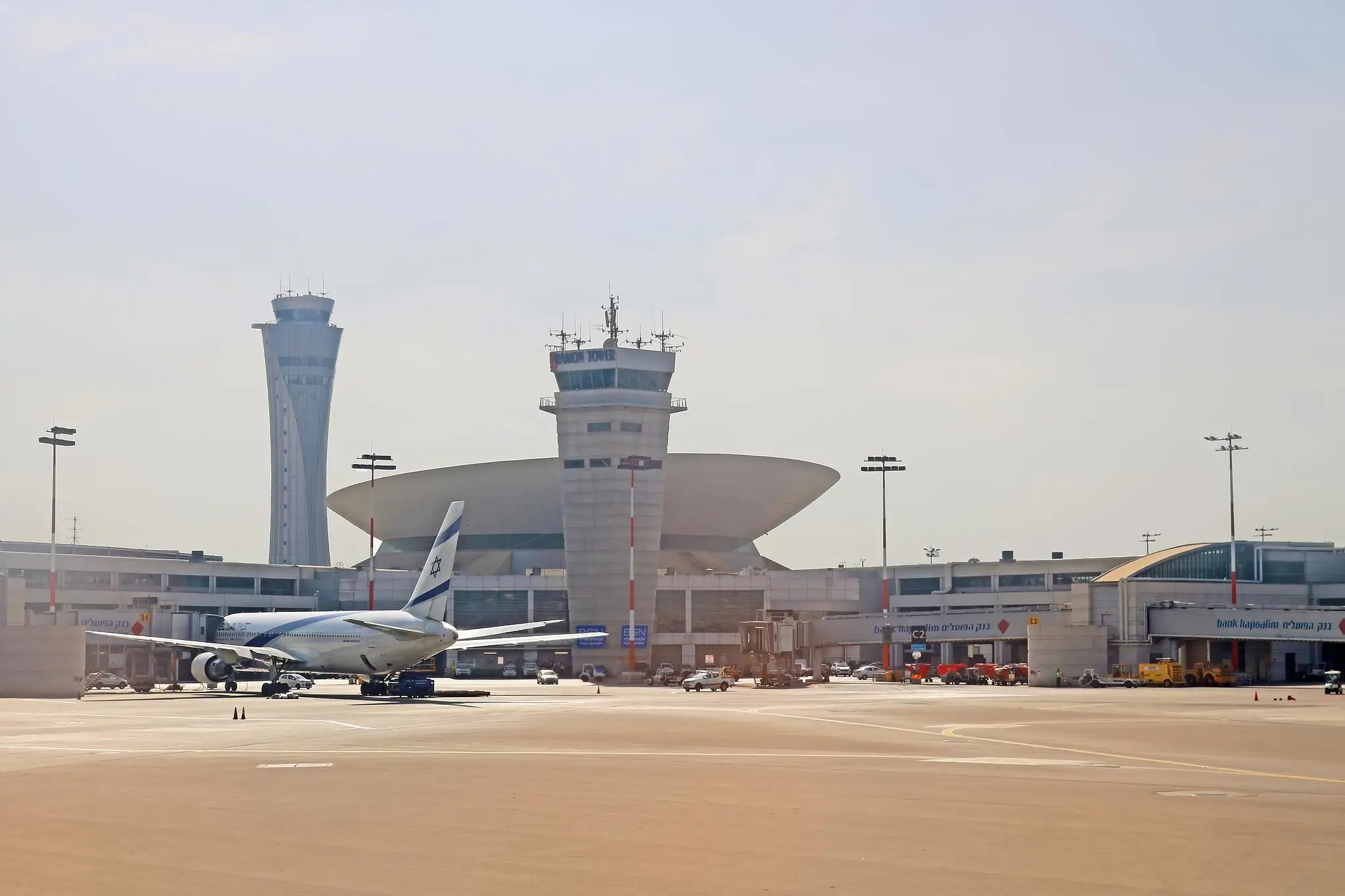 图片[1]-以媒：迪拜航空副驾驶称原计划驾机撞向以机场航站楼-华闻时空