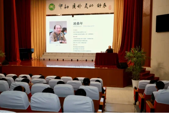 图片[1]-作家凌鼎年去太仓实验小学讲课-华闻时空