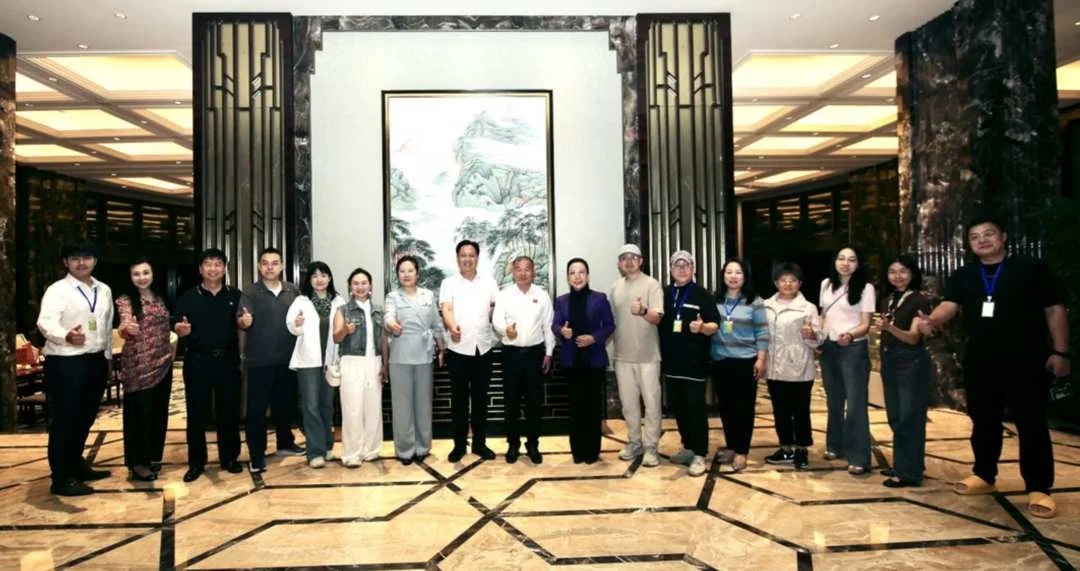 图片[2]-“追梦中华·侨见辽宁行”——刘克斌向海外华文媒体讲述“沈水之阳，我心向往”-华闻时空